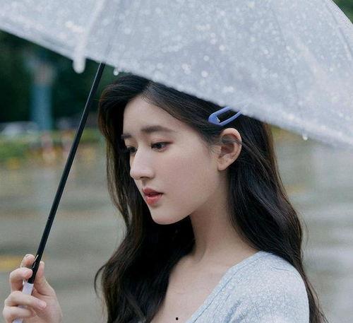 明星美女 赵露思近况最新消息,新作品备受期待，人气飙升背后的故事