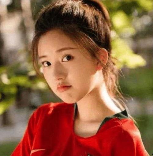 赵露思图片 潜规则是什么意思,揭秘娱乐圈潜规则真相